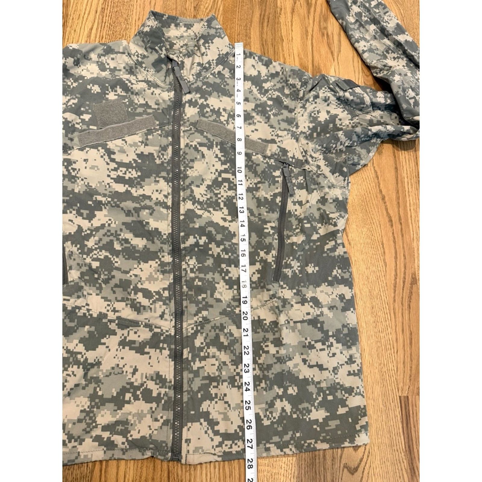 Vintage Army Jacket Mens M UNIVERSAL CAMOUFLAGE PATTERN UCP Gen Wind Cold Weather Men Regular Multicam Camo Size US M / EU 48-50 / 2 - 7 Thumbnail