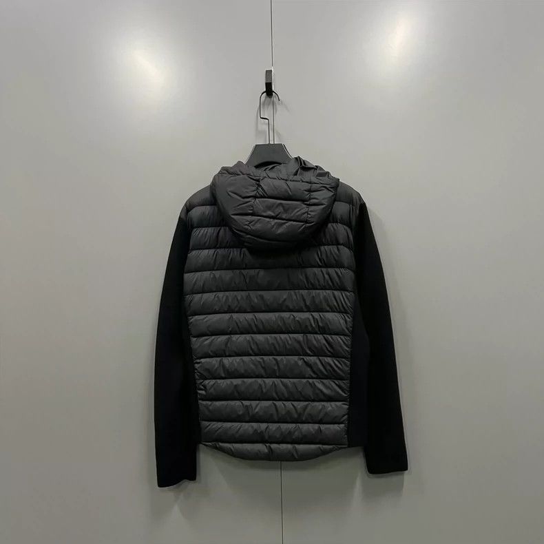 Prada Prada Black stitching triangle hooded jacket 2502-Nextarrow Size US L / EU 52-54 / 3 - 2 Thumbnail