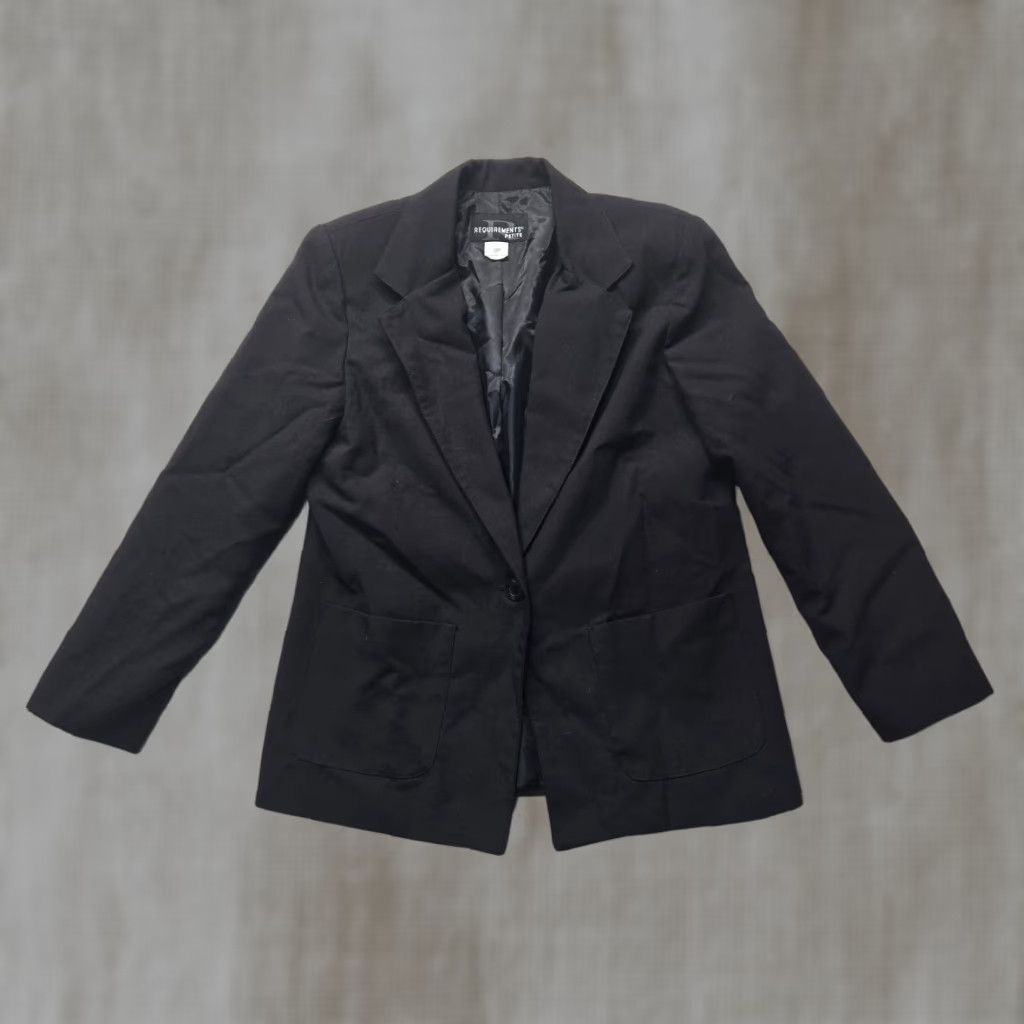 Vintage Requirements Blazer Jacket Women Petite 8P Black Long Sleeve Single Button Shoulder Pads Polyester/Spandex Business Mens? Size M / US 6-8 / IT 42-44 - 1 Thumbnail