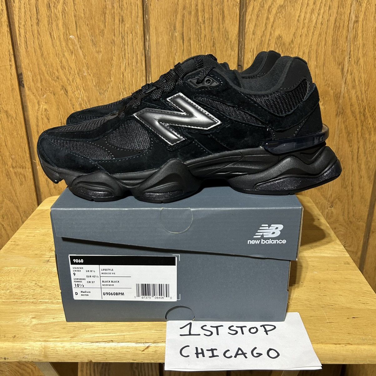 New Balance New Balance 9060 Triple Black Cat Suede U9060BPM Men's 9 NEW Size US 9 / EU 42 - 6 Thumbnail