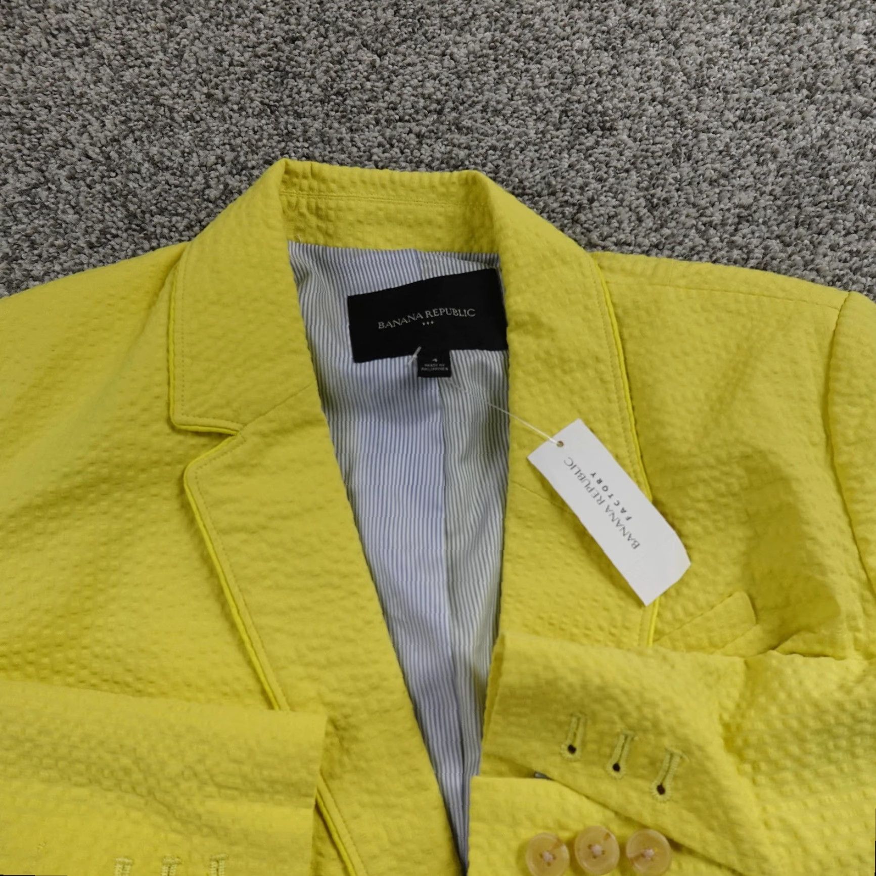 Banana Republic Banana Republic Blazer Womens 4 Yellow Seersucker Sport Coat Jacket Button Collared Lined Pockets Short Length Size S / US 4 / IT 40 - 3 Thumbnail