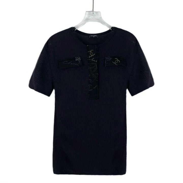 Chanel Chanel Black Silk Embroidered Short-Sleeve Knit Size XS / US 0-2 / IT 36-38 - 1 Thumbnail