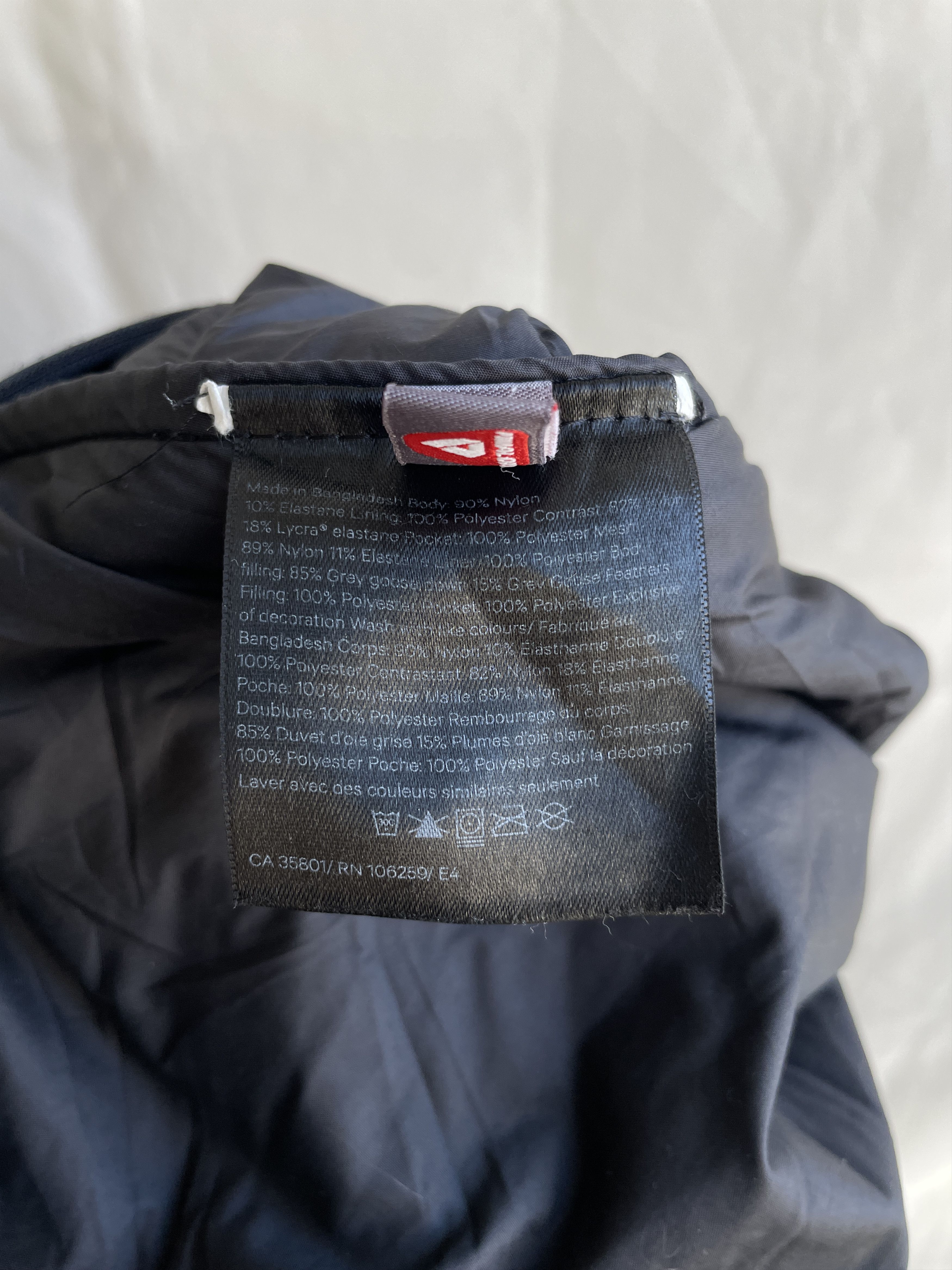 Lululemon Lululemon Down For It All Mens Black Vest Size XL Size US XL / EU 56 / 4 - 8 Thumbnail
