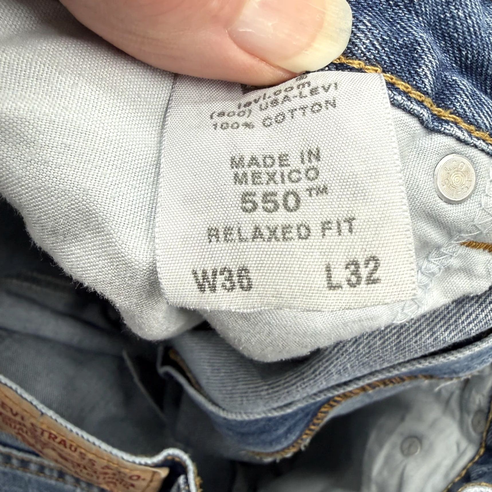 Levi's Levi's 550 Jeans Mens 36x32 Blue Relaxed Fit Tapered Leg Denim Size US 36 / EU 52 - 5 Thumbnail