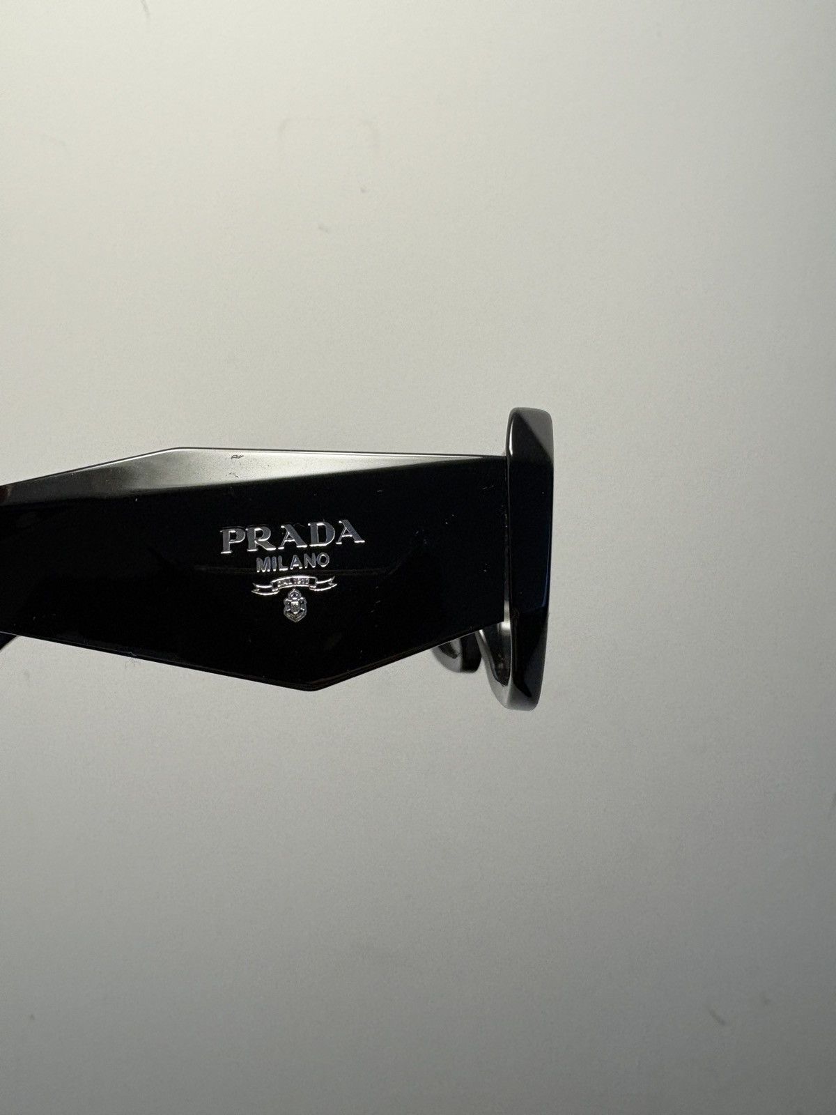 Prada Prada 17WS Noir/Black Symbole Sunglasses Size ONE SIZE - 2 Thumbnail