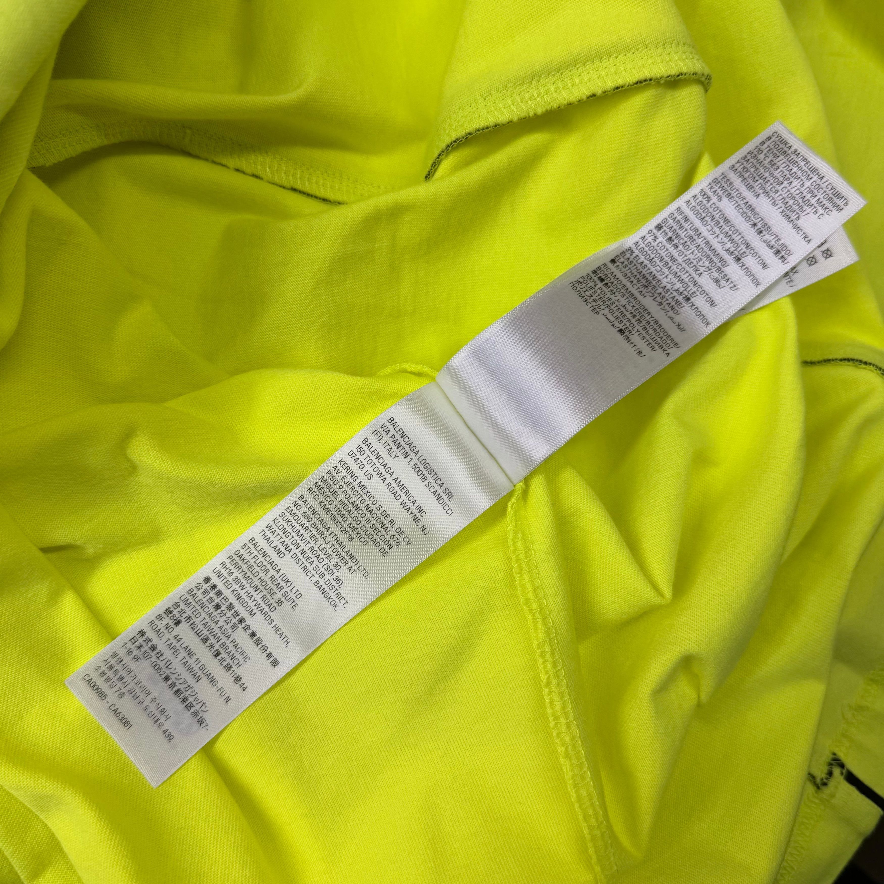 Balenciaga Balenciaga Paris Oversized Soccer Shirt Neon 4 (XXXL) Size US XXL / EU 58 / 5 - 8 Thumbnail