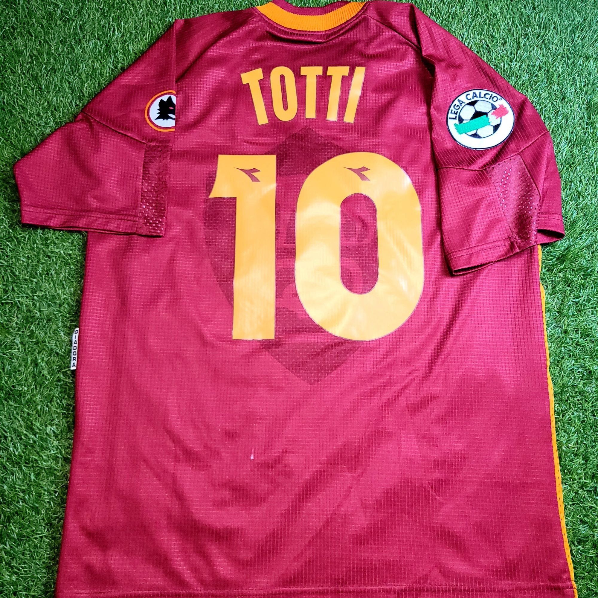 Diadora Totti As Roma Diadora 1997 1998 KARDASHIAN Soccer Jersey L Size US L / EU 52-54 / 3 - 1 Thumbnail