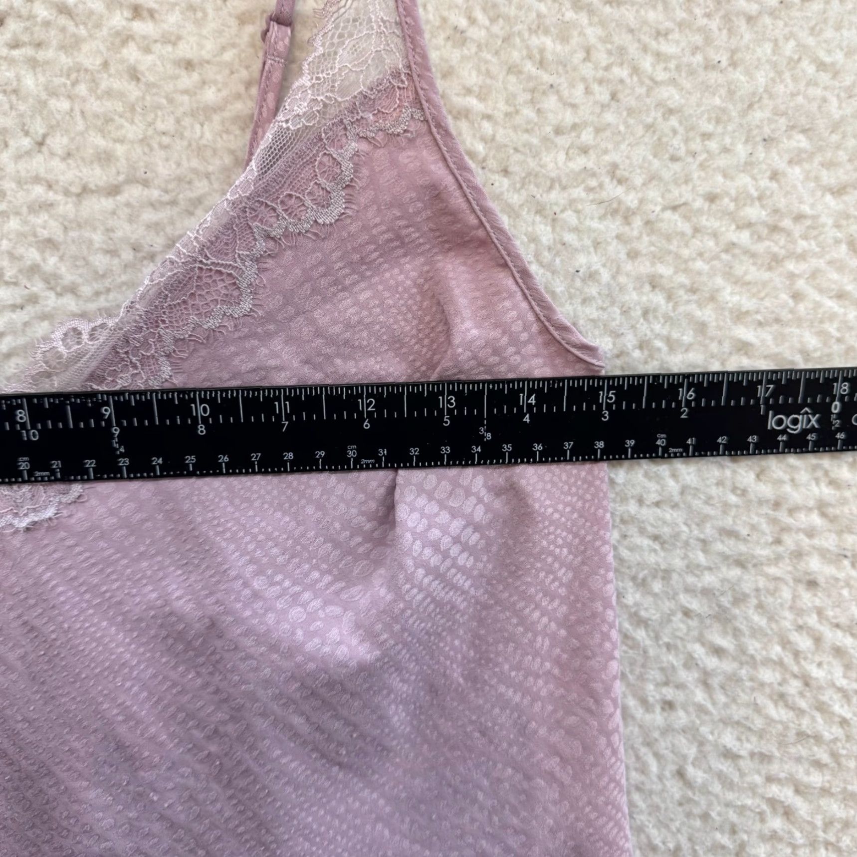 Victoria's Secret Victoria's Secret Camisole Tank Top M Purple Lilac Lavender Lace Women Medium Purple Lace Camisole Women M Purple Size M / US 6-8 / IT 42-44 - 5 Thumbnail
