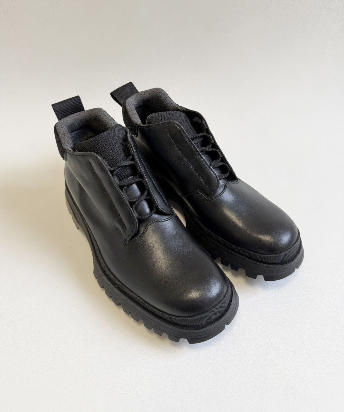 Prada OG Black Leather ‘Brixxen’ Chukka Boots Size US 8.5 / EU 41-42 - 14 Thumbnail