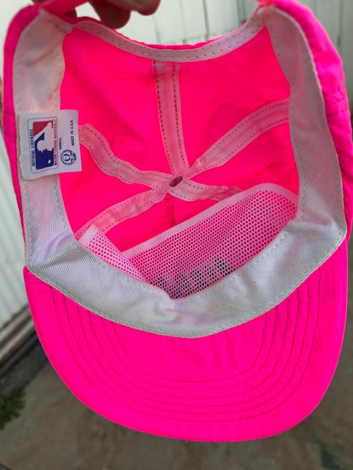 Other Oakland Athletics Neon Pink Snapback Hat USA Size ONE SIZE - 4 Thumbnail