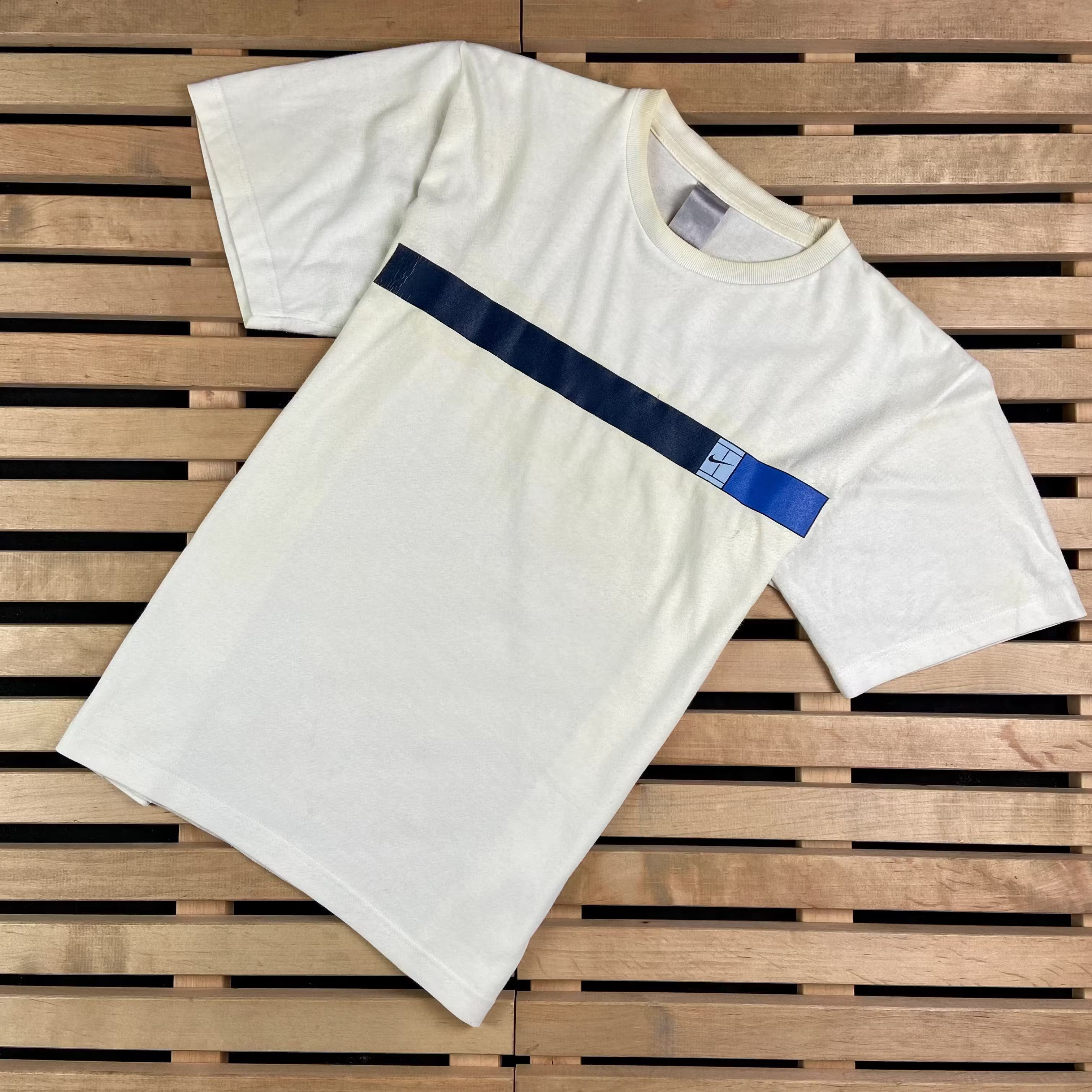 Nike × Vintage Mens Vintage T Shirt Nike Size L Size US L / EU 52-54 / 3 - 1 Thumbnail