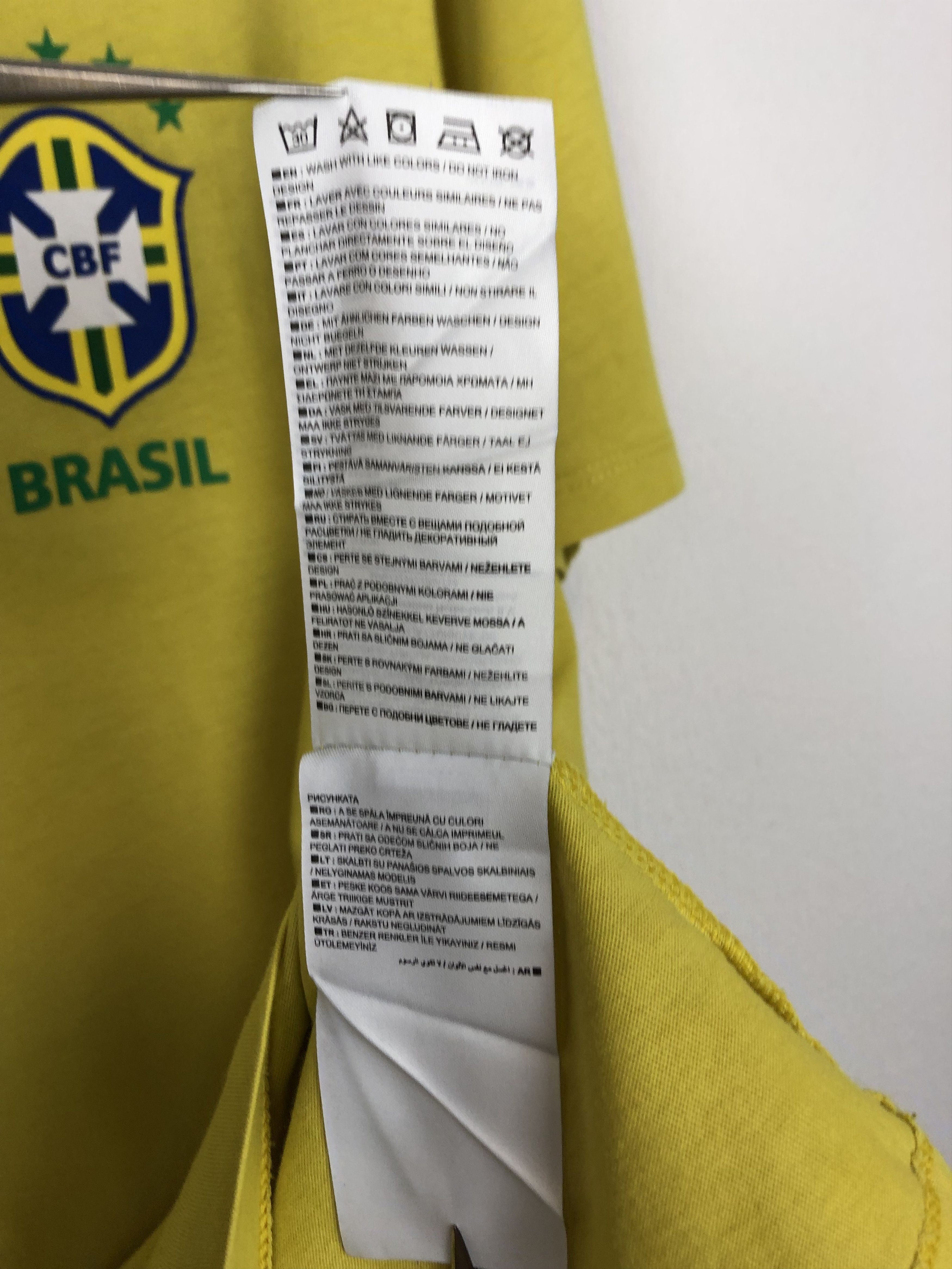 Nike Nike Brazil Football Shirt Soccer Yellow Jersey Mens Tee Size US M / EU 48-50 / 2 - 8 Thumbnail