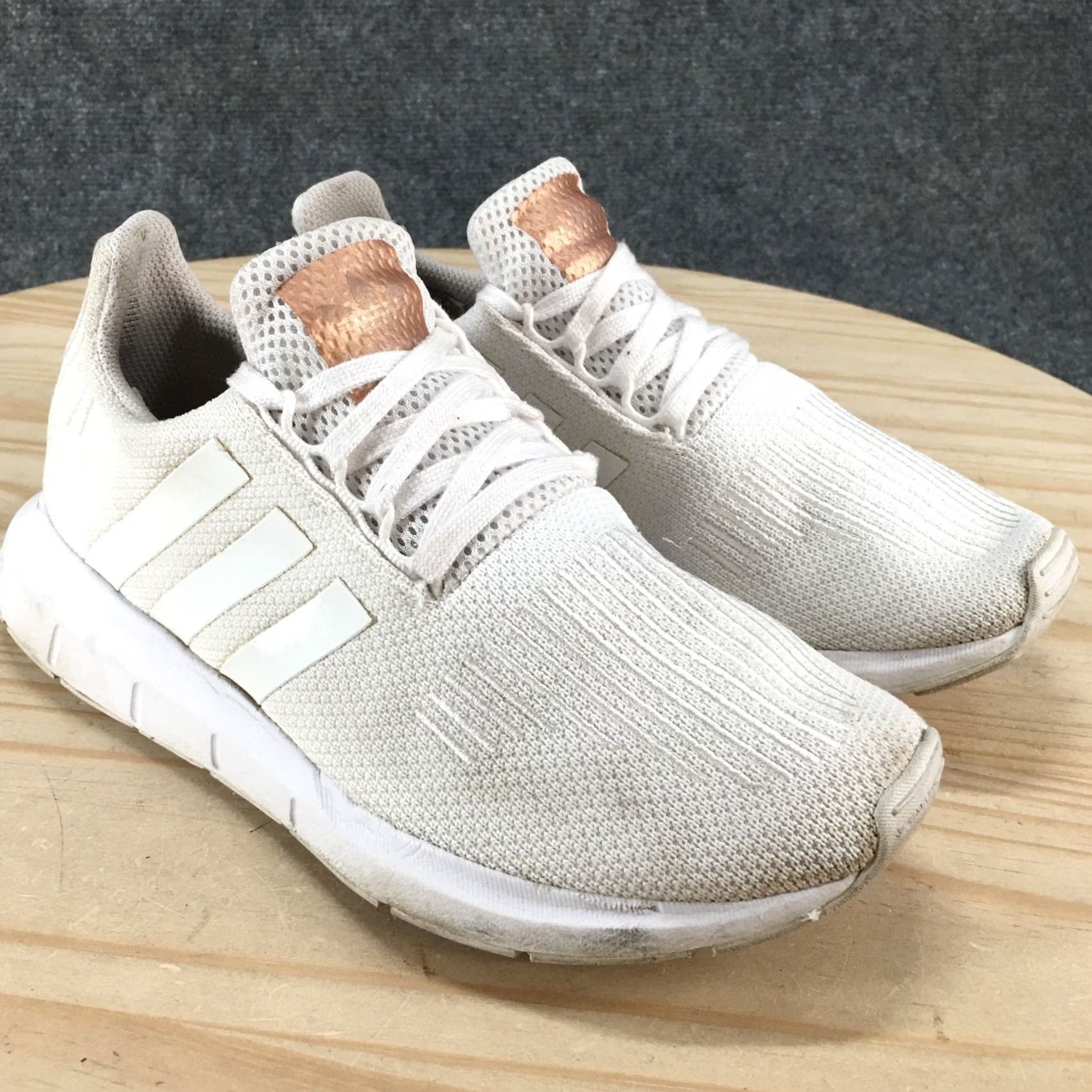 Adidas Adidas Swift Run X Womens Sneakers 8 White Knit Athletic Running Lightweight Size US 8 / IT 38 - 3 Thumbnail