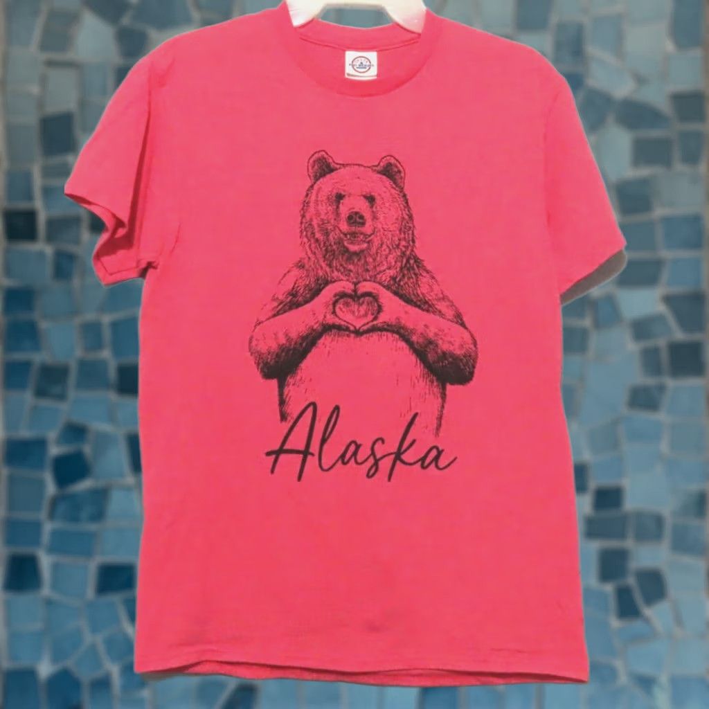 Delta Delta Women's T-Shirt Pink Alaska Bear Heart Sign Love Short Sleeve Crew Neck Pullover S Cotton Blend Regular Fit Spring Summer Size S / US 4 / IT 40 - 1 Thumbnail
