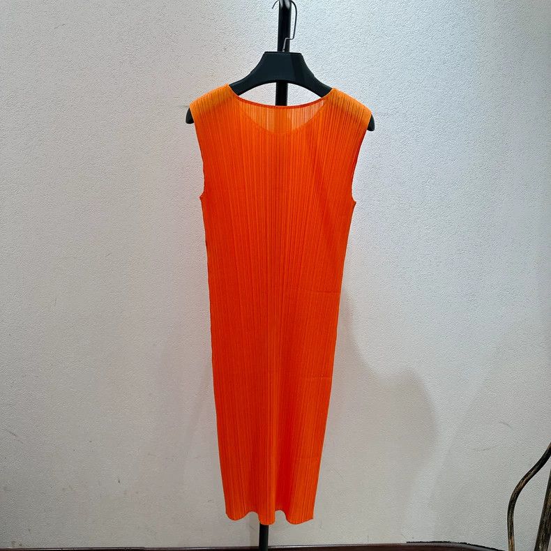 Issey Miyake Issey Miyake size:3 Orange sleeveless dress Size S / US 4 / IT 40 - 3 Thumbnail