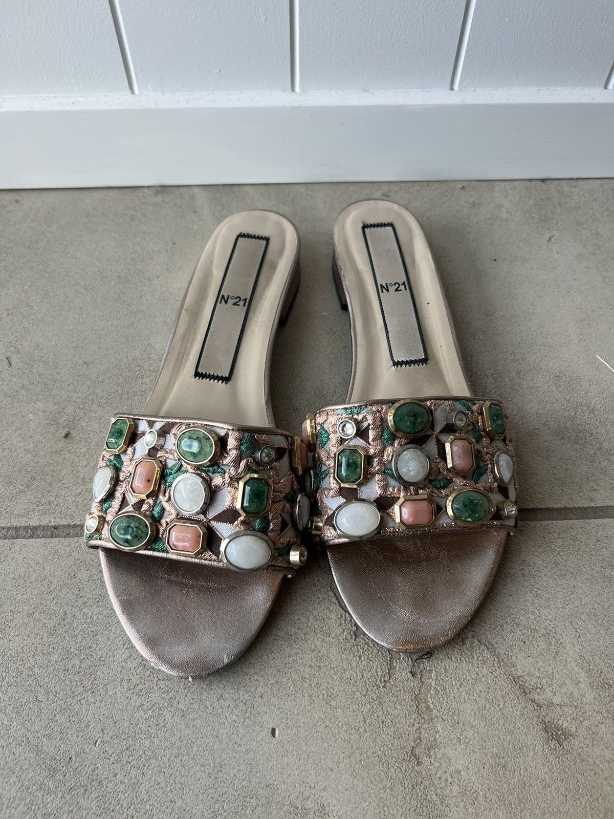 No. 21 No. 21 Numéro Ventuno Jewel Sandals Made in Italy Size 41 