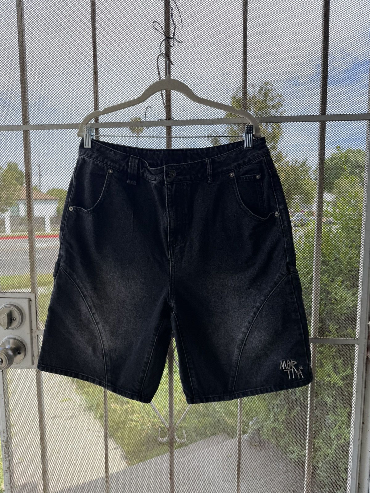Mertra MERTA BLACK DENIM SHORTS SIZE 32 Size US 32 / EU 48 - 1 Thumbnail
