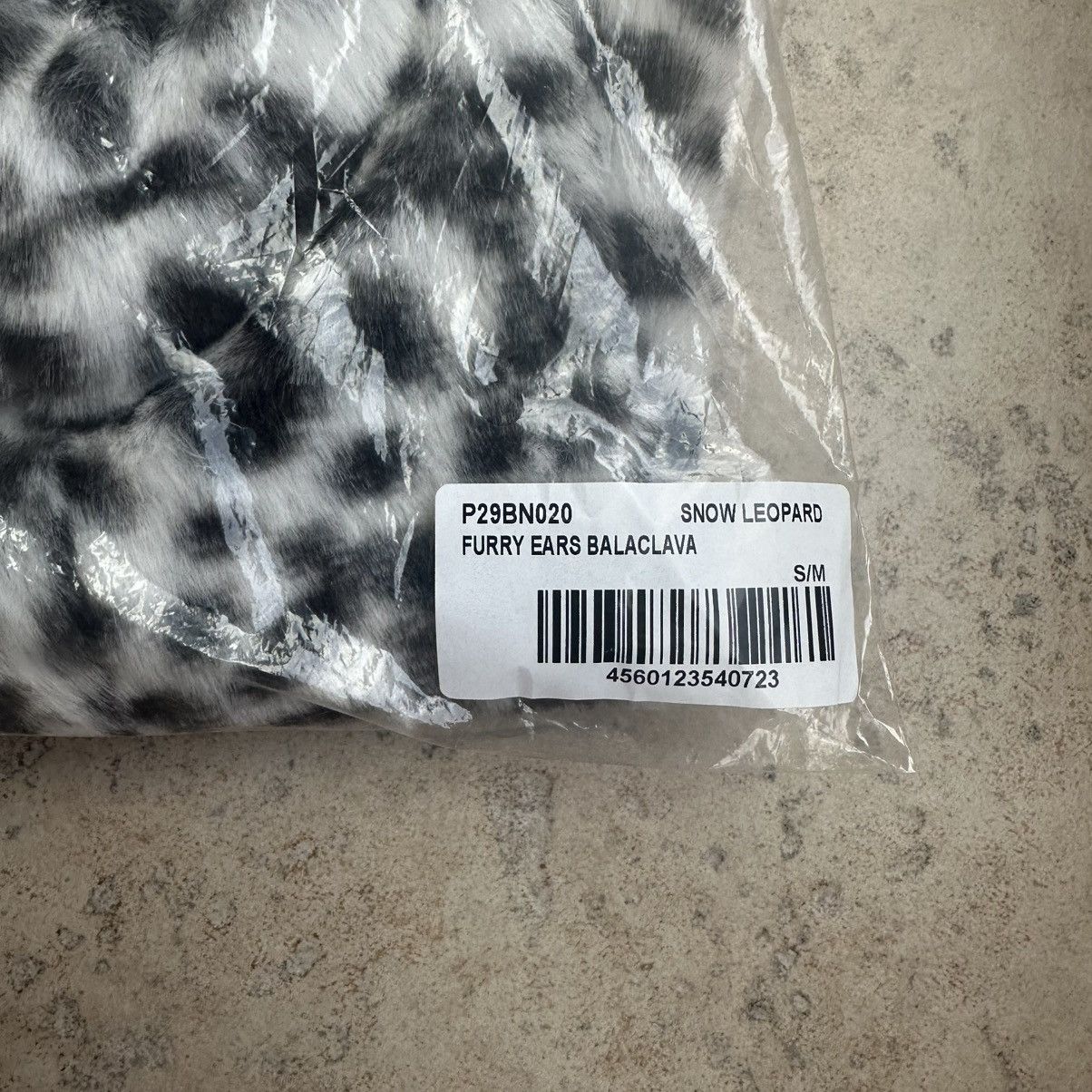 Palace SIZE S/M Palace Furry Ears Balaclava Snow Leopard Size ONE SIZE - 3 Thumbnail