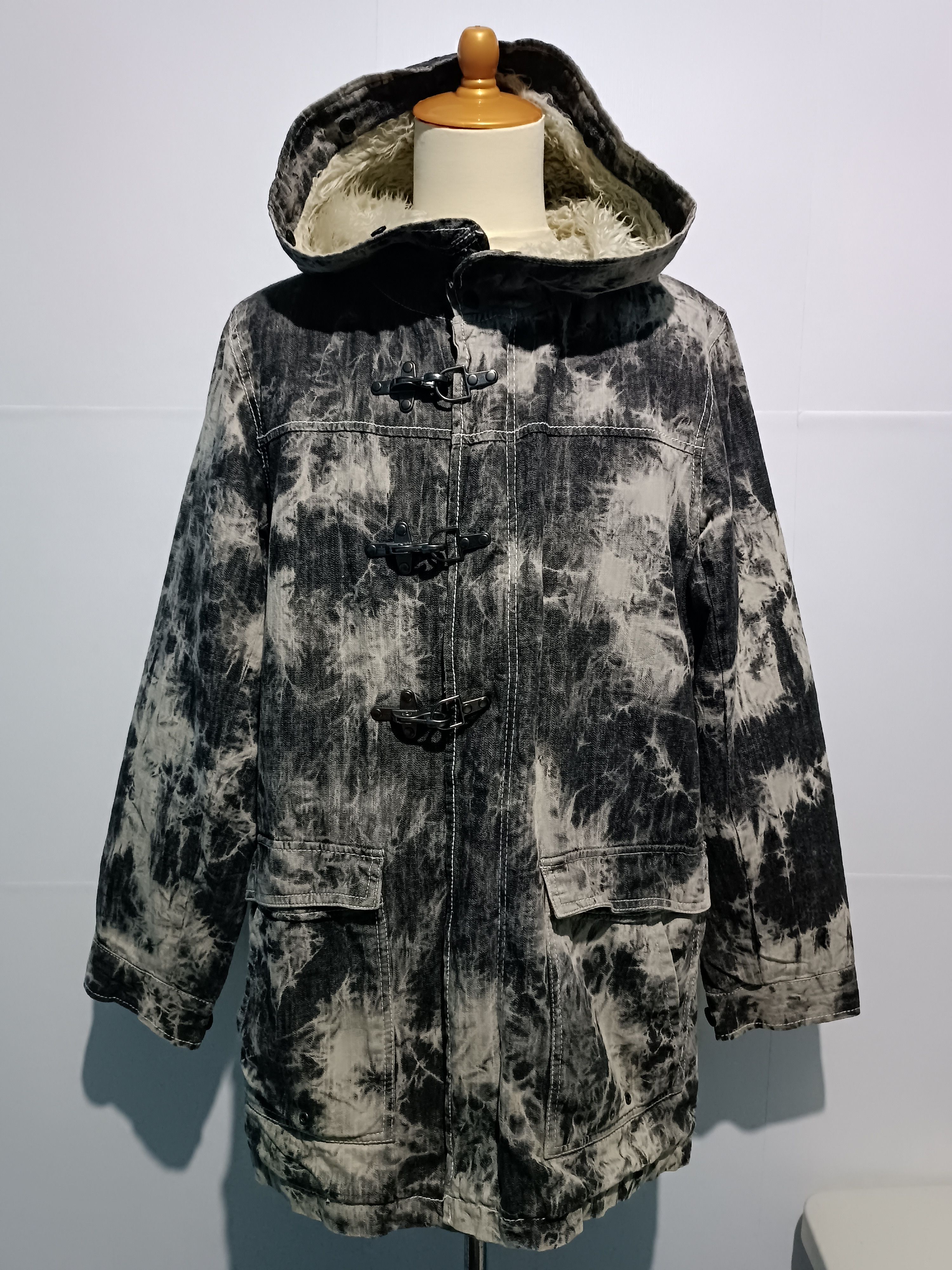 Japanese Brand × Tornado Mart Ventina Design Print Padded Parka in Wash Black Size US L / EU 52-54 / 3 - 1 Thumbnail