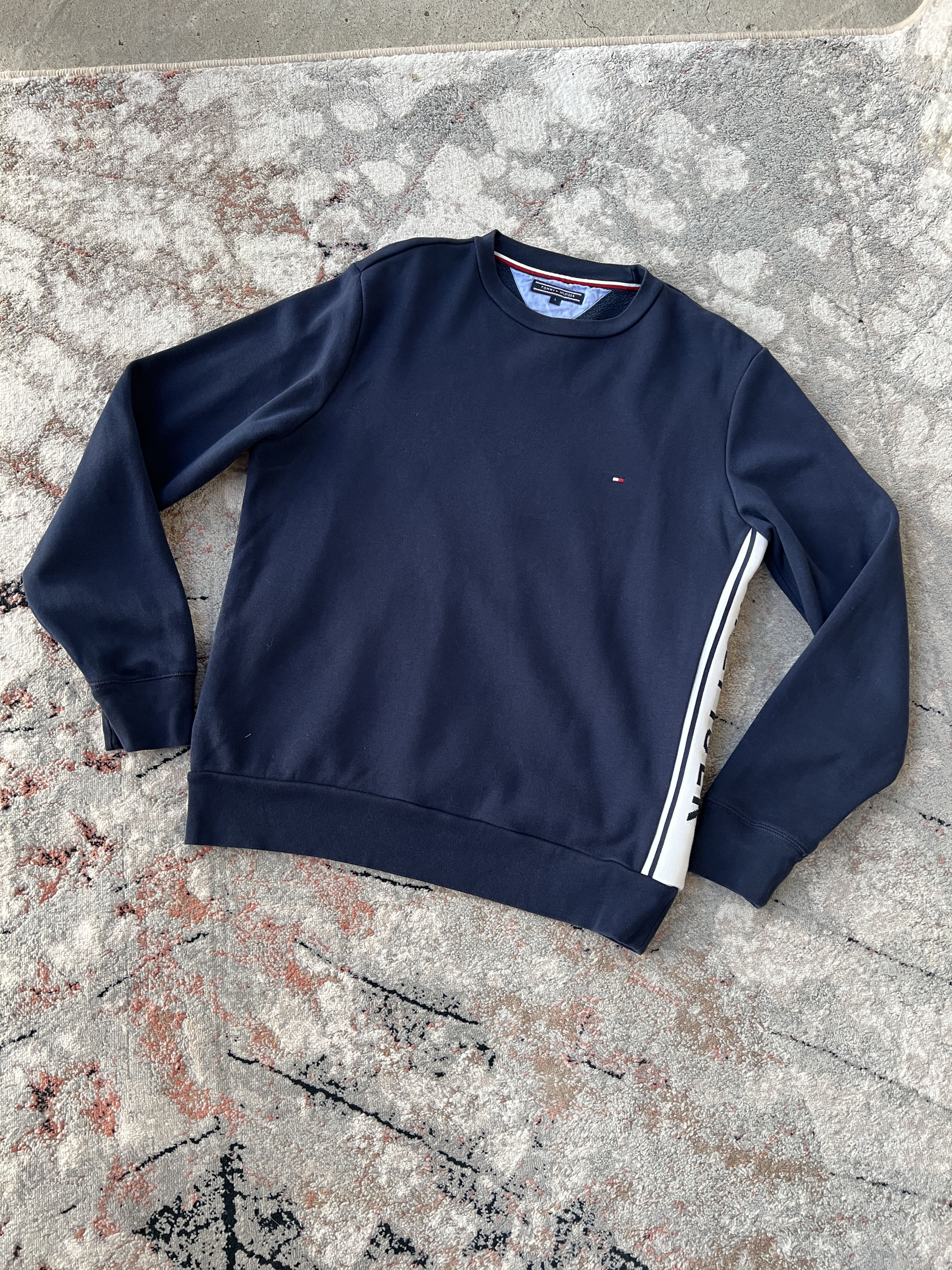 Tommy Hilfiger Tommy Hilfiger Sweatshirt Size US L / EU 52-54 / 3 - 1 Thumbnail