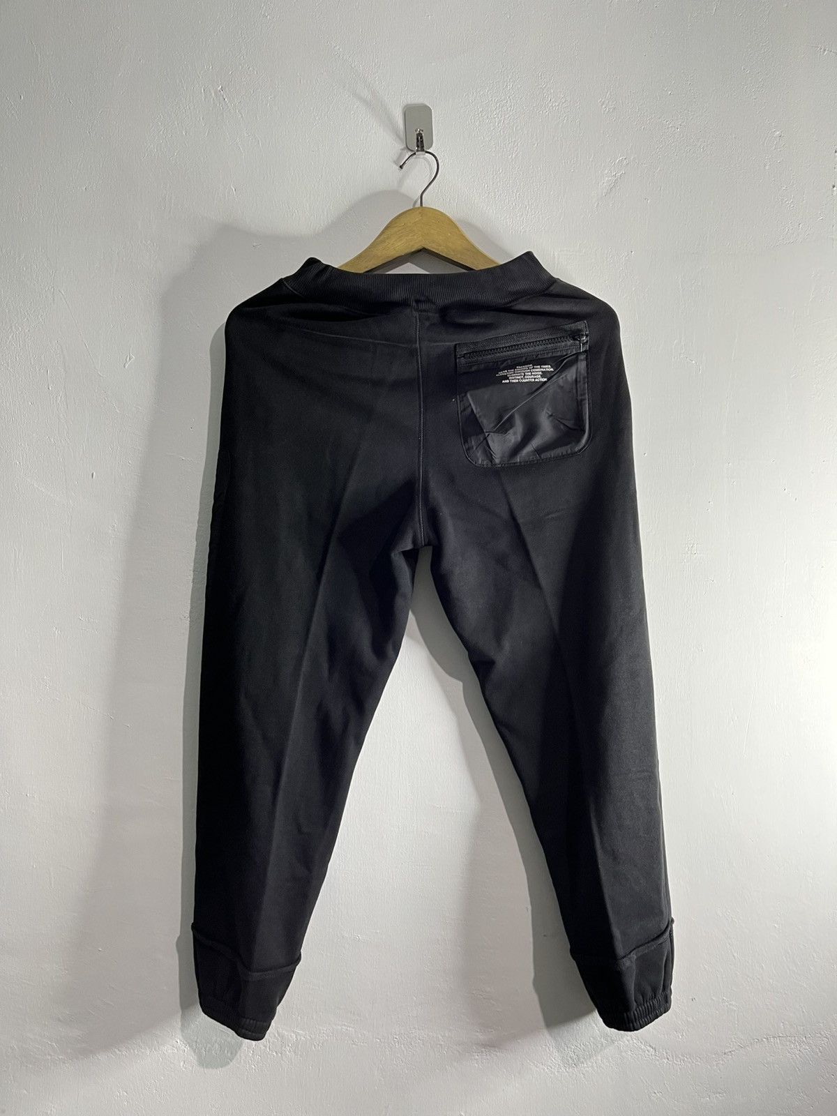 GU × Undercover Undercover FW21 “freedom” sweatpants Size US 28 / EU 44 - 3 Thumbnail