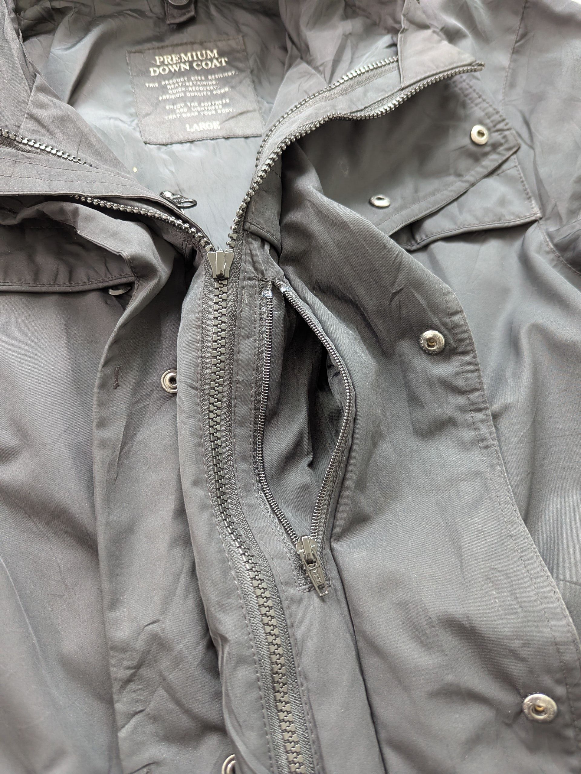 Japanese Brand × Uniqlo Uniqlo Premium Down Coat Hoodie Gorpcore Size US L / EU 52-54 / 3 - 15 Thumbnail