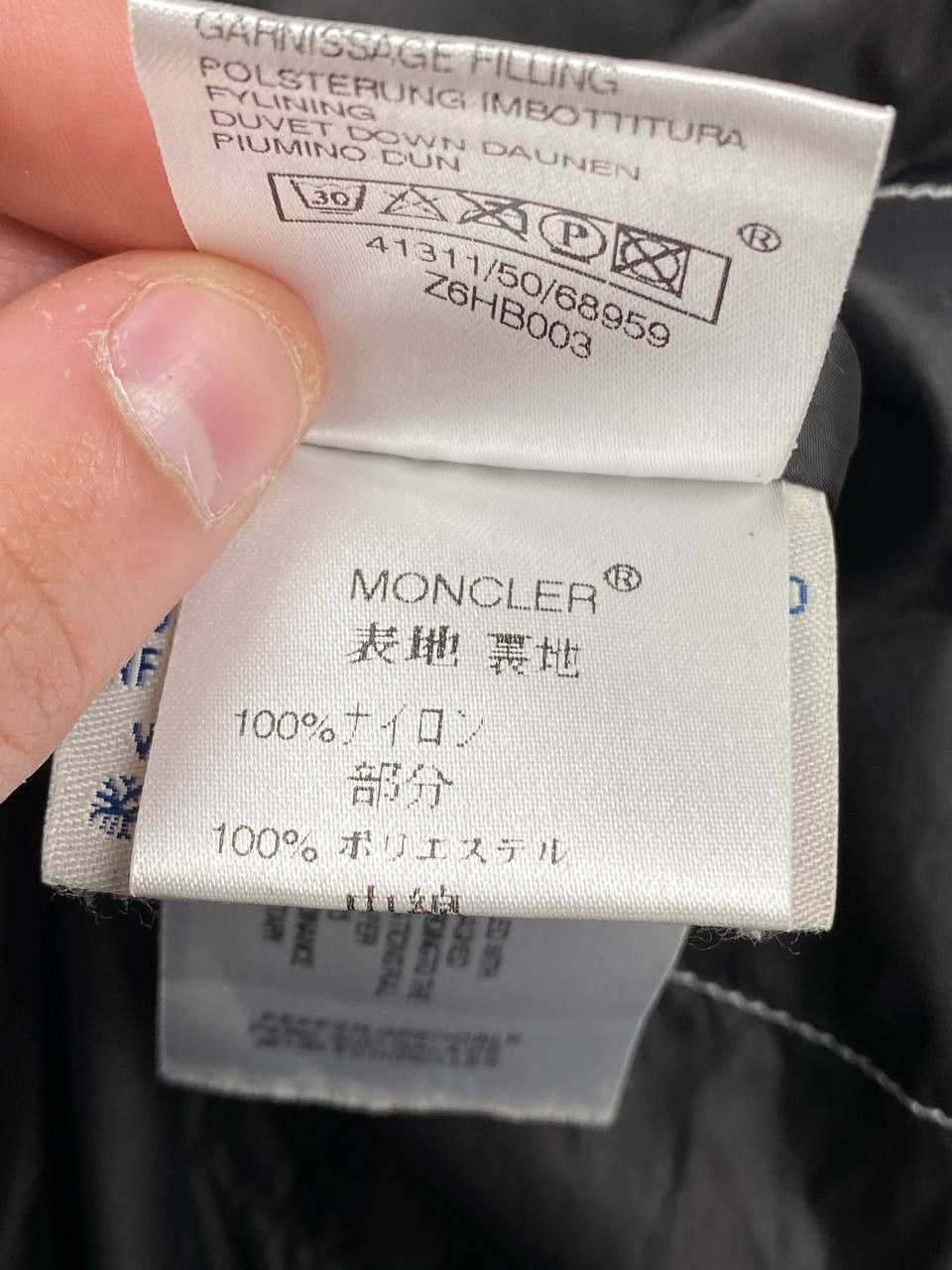 Moncler Vintage Moncler Maya Puffer Jacket Men Size 4 Black Size US XL / EU 56 / 4 - 13 Thumbnail