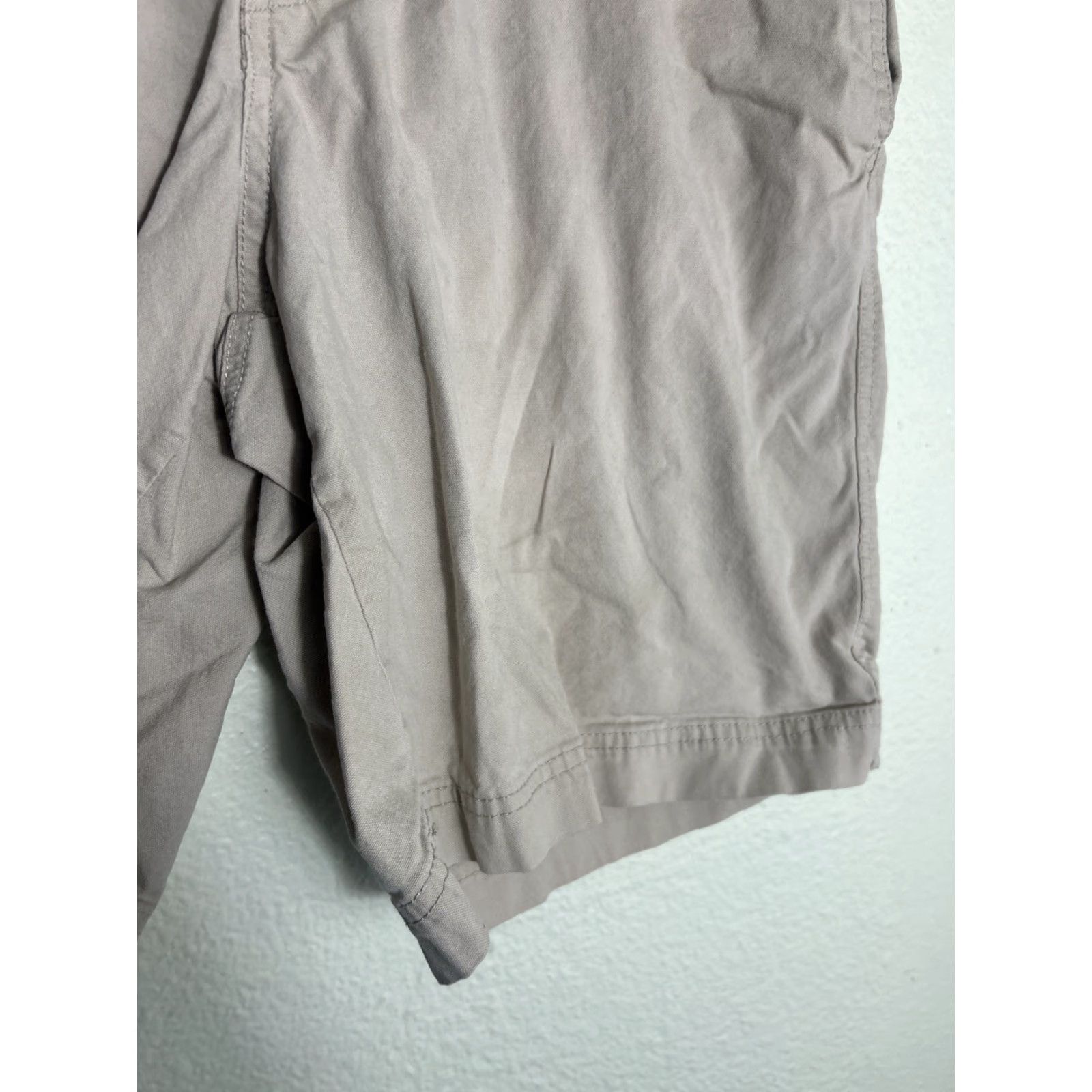 Vintage Columbia Men Shorts Cargo 40x10 Beige Relaxed Fit Pockets Outdoor Hiking Shorts Size US 40 / EU 56 - 6 Thumbnail