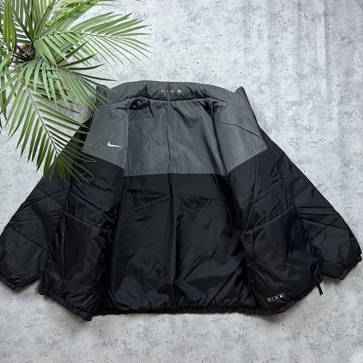 Nike 90s NIKE REVERSIBLE VINTAGE OVERSIZED PUFFER DOWN JACKET Size US XL / EU 56 / 4 - 10 Thumbnail