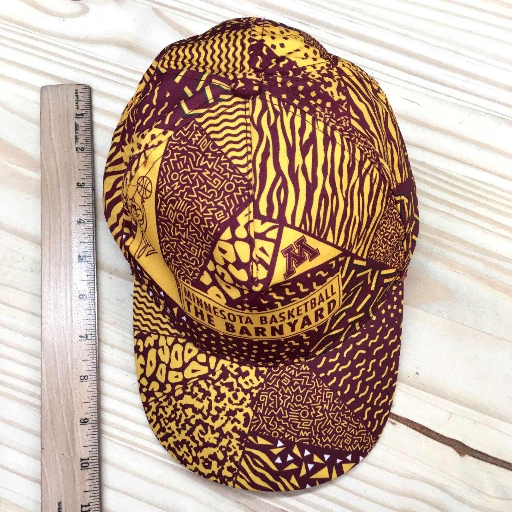 Vintage Minnesota Basketball The Barnyard Snapback Cap Hat Men OS Maroon Golden Grophers Size ONE SIZE - 3 Thumbnail