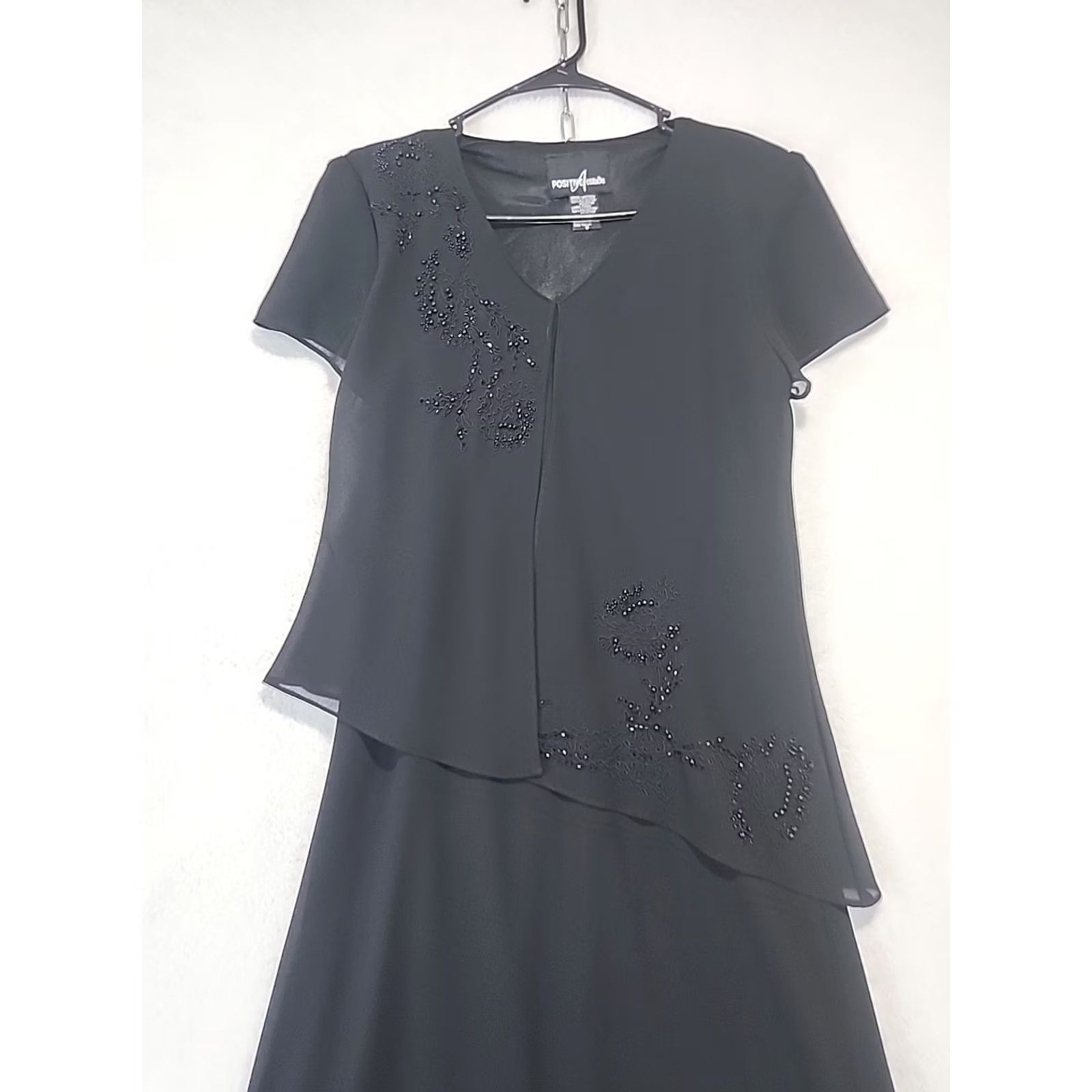 Vintage VINTAGE Positive Attitude Black Maxi Dress Beaded Bodice V-Neck Short Sleeve 8 Women Size M / US 6-8 / IT 42-44 - 2 Thumbnail