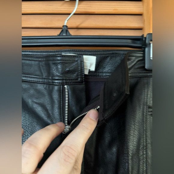 Other Anthropologie Faux Leather Utility Cargo Pants Size 16w flaw Size 38" / US 16 / IT 52 - 3 Thumbnail