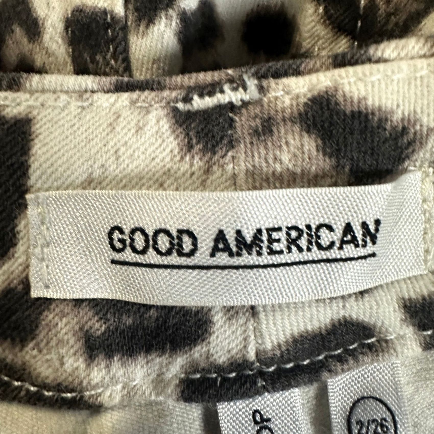 Good American Good American Jeans Crop Womens 2 26 White Leopard High Rise Ankle Denim Jeans Womens White Leopard Print 27 In Inseam 27 In Rise High Size 26" / US 2 / IT 38 - 5 Thumbnail