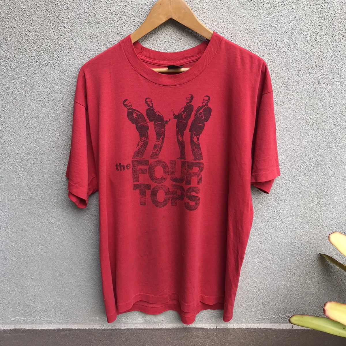 Band Tees Vintage 90s THE FOUR TOPS soul pop band tee Size US XL / EU 56 / 4 - 1 Thumbnail
