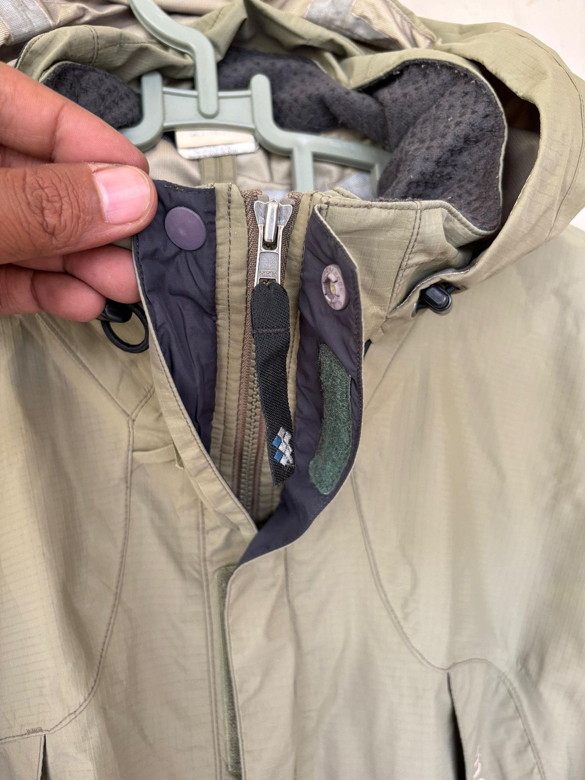 Montbell Montbell Goretex Windbreaker Jacket With Hoodies Size US M / EU 48-50 / 2 - 13 Thumbnail