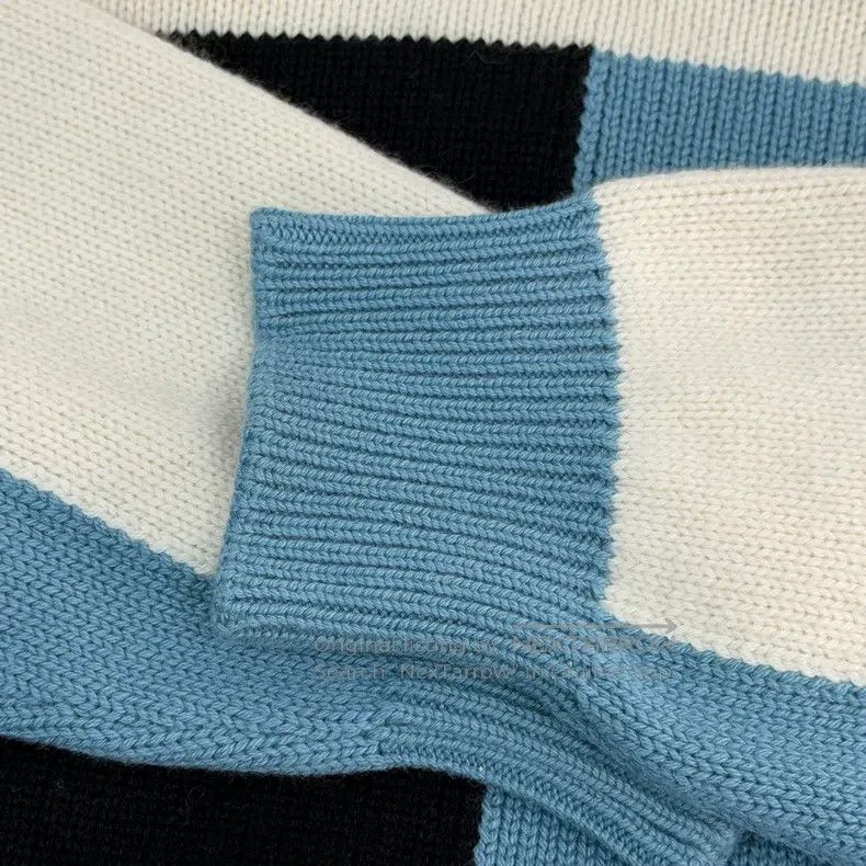 Hermes Hermes Black, white, and blue cashmere sweater Size S / US 4 / IT 40 - 7 Thumbnail
