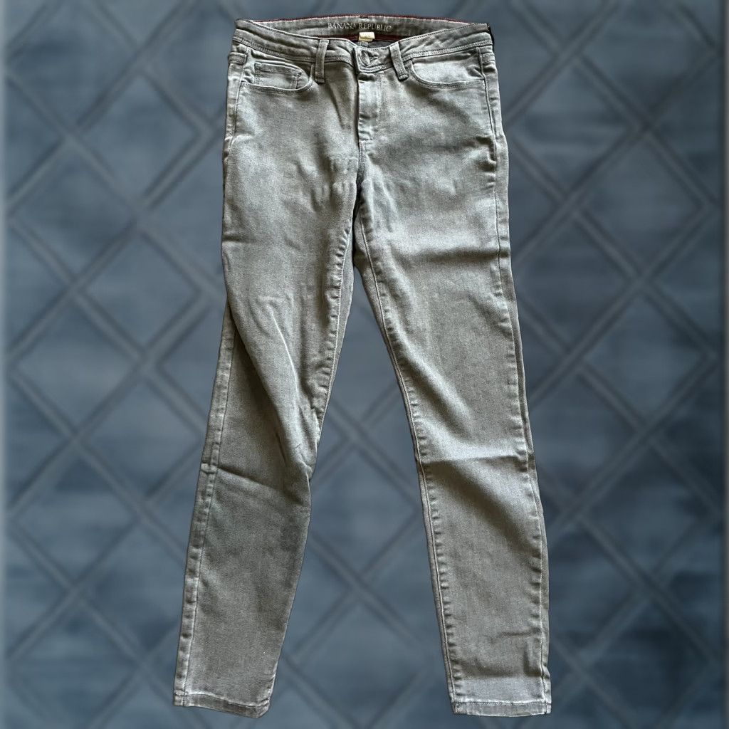Banana Republic Banana Republic Jeans Skinny Women's Gray Denim 26 Regular Inseam 29 Size 26" / US 2 / IT 38 - 1 Thumbnail