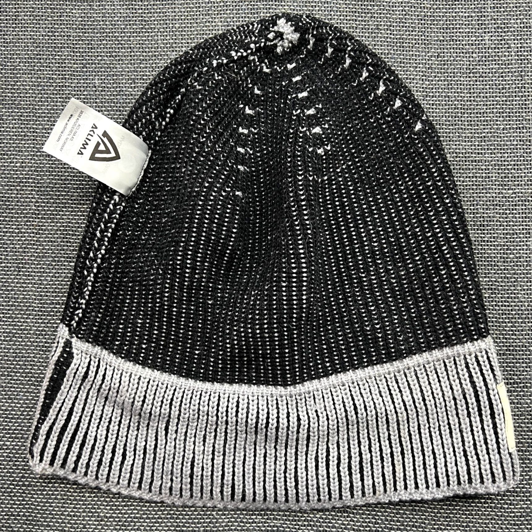Vintage ACLIMA Beanie Hat One Size OS 100% Merino Wool Gray Black Ribbon Cuffed Unisex Adults Wool Hat Beanie OS Gray Merino Wool Ulvang Size ONE SIZE - 6 Thumbnail