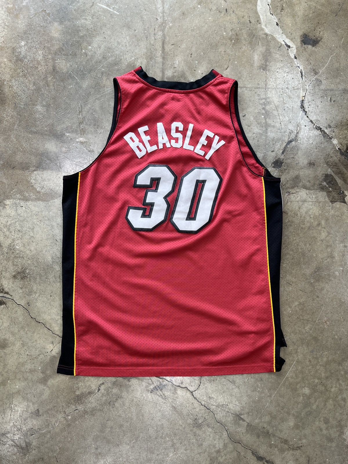 NBA Vintage Adidas Y2K NBA Miami Heat Michael Beasley Jersey XXL Size US XXL / EU 58 / 5 - 2 Thumbnail