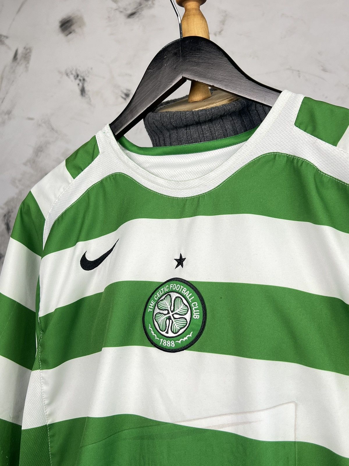 Nike 2005 - 2006 Nike Total 90 Celtic Home Jersey Size L - XL Size US XL / EU 56 / 4 - 3 Thumbnail