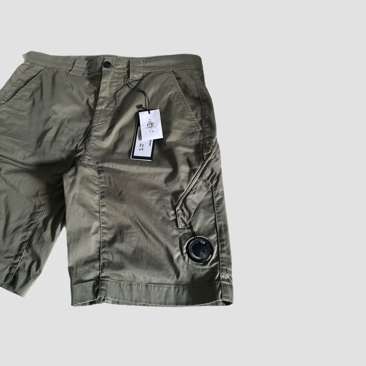 C.P. Company CP Company Bermuda Cargo Shorts Size US 35 - 5 Thumbnail