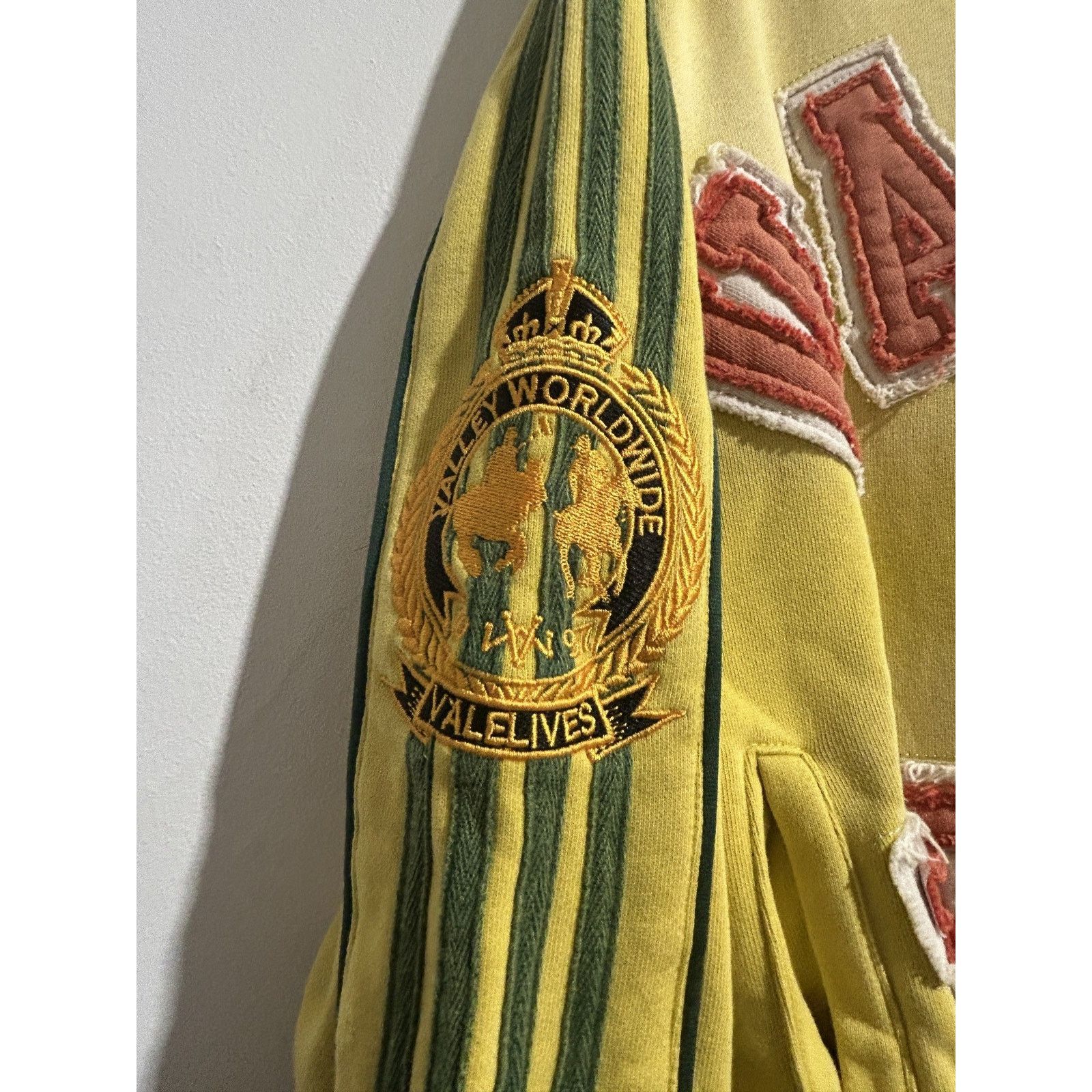 Vale VALE FOREVER OLYMPIA BRASIL ZIP UP SIZE MEDIUM NEW Size US M / EU 48-50 / 2 - 3 Thumbnail