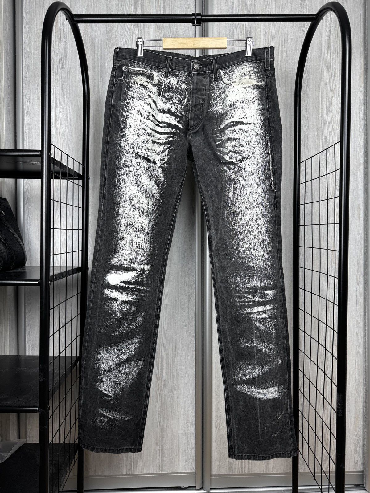 Neil Barrett Neil Barrett faded coated painted denim jeans graphite black Size US 36 / EU 52 - 1 Thumbnail