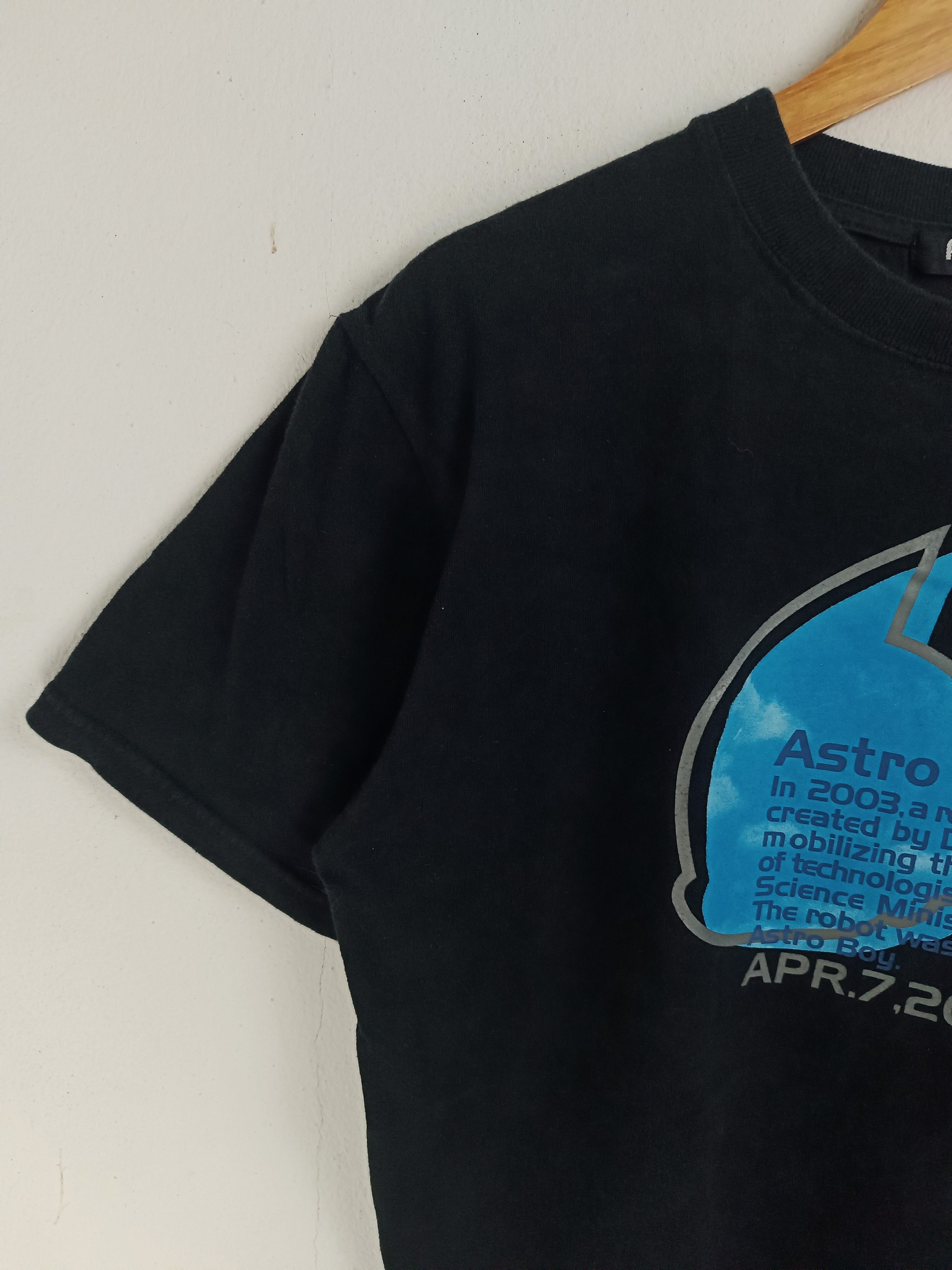 Vintage VINTAGE 2003 ASTRO BOY TEZUKA PROD VERY RARE ANIME TEE Size US M / EU 48-50 / 2 - 5 Thumbnail