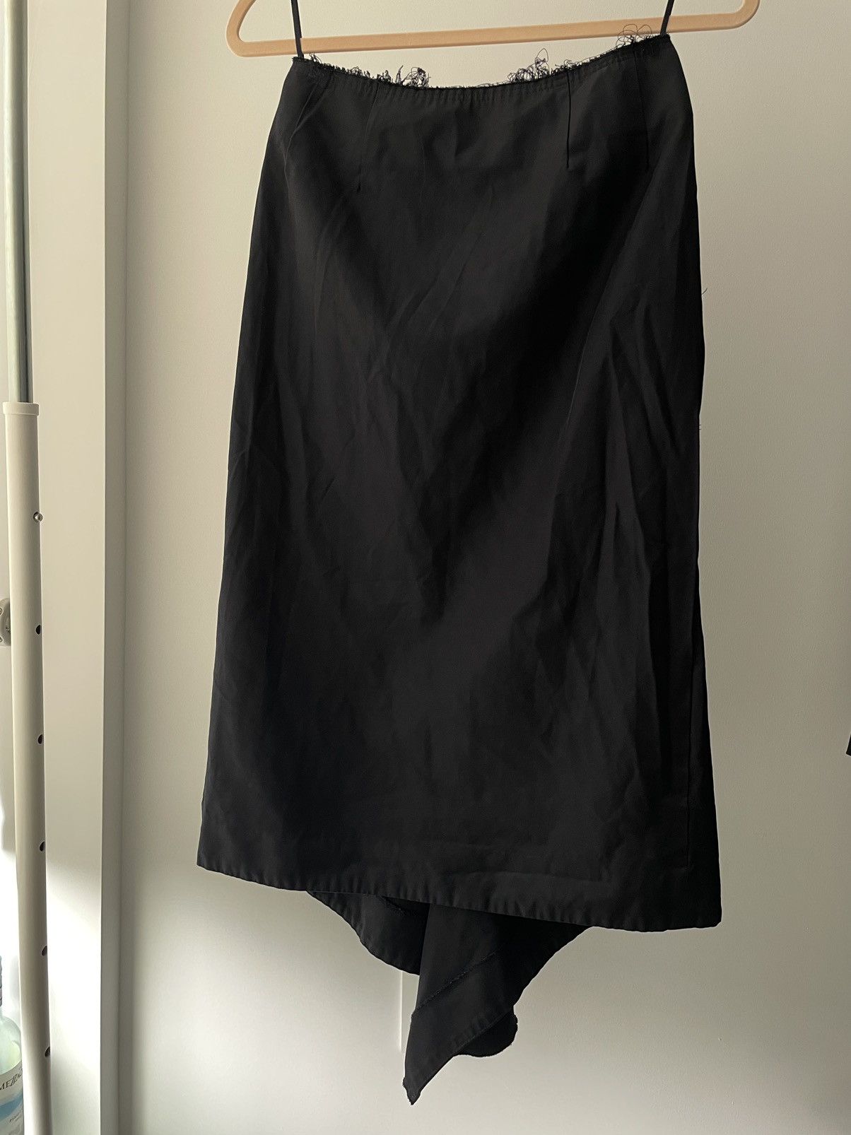 image of Comme Des Garcons Comme Des Garçons Midi Skirt in Black, Women's (Size 26)