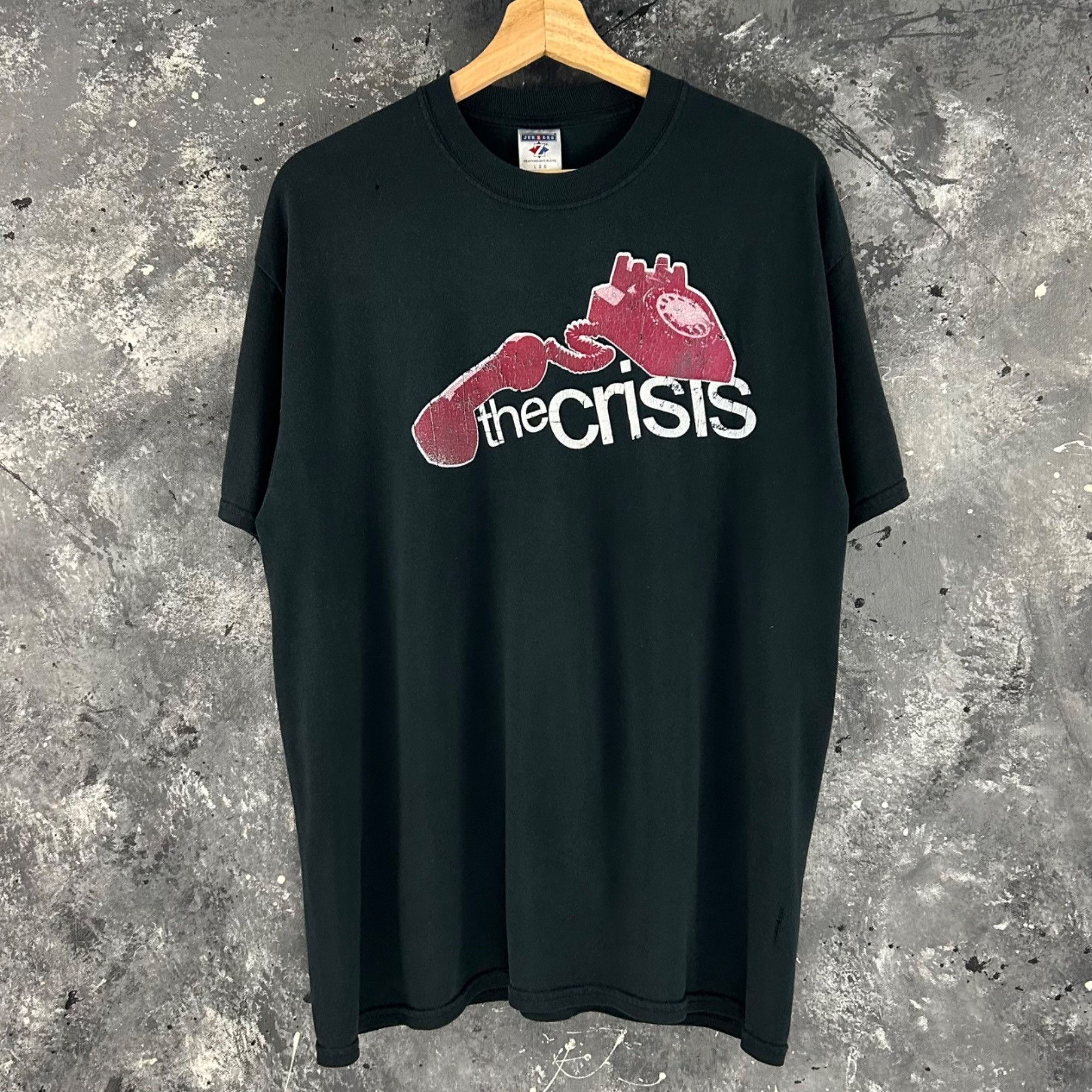 Vintage Vintage Y2K The Crisis telephone shirt Size US L / EU 52-54 / 3 - 1 Thumbnail