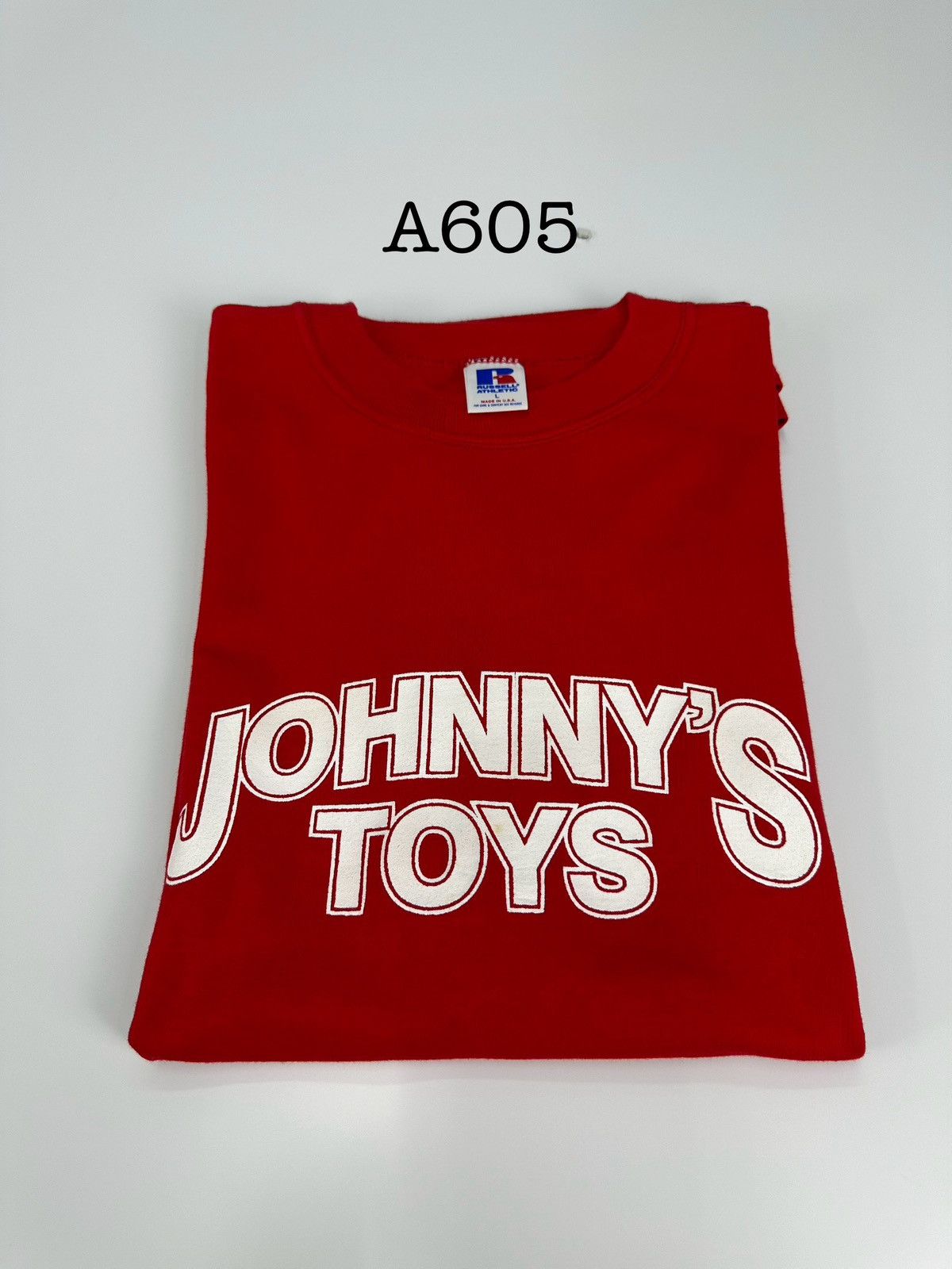 Russell Athletic Rare Russell Jonhnys Vintage Toys Made in Usa Tshirt A605 Size US L / EU 52-54 / 3 - 10 Thumbnail