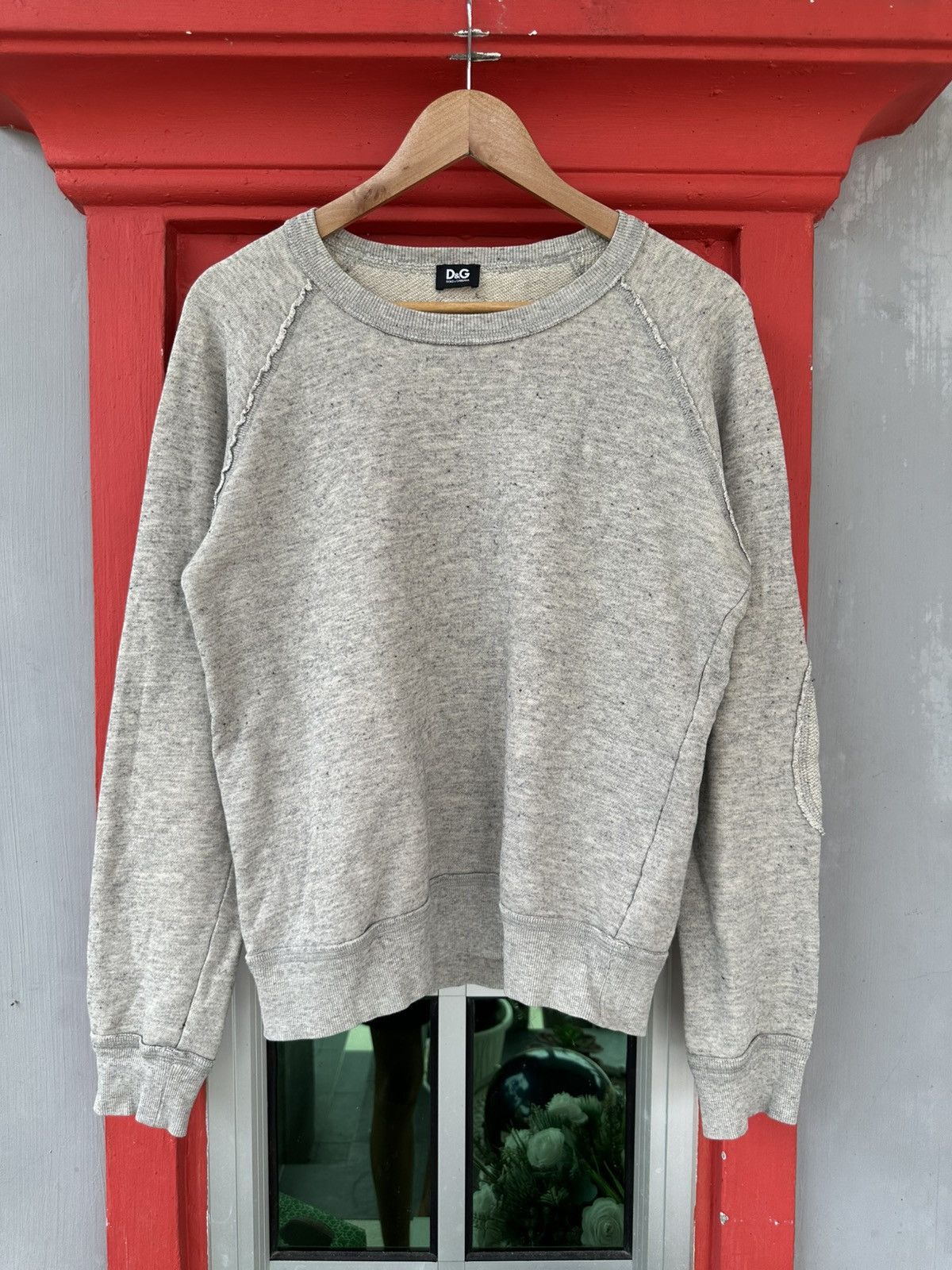 Dolce & Gabbana Dolce & Gabbana Blank Elbowpatch Crewneck Size US S / EU 44-46 / 1 - 1 Thumbnail