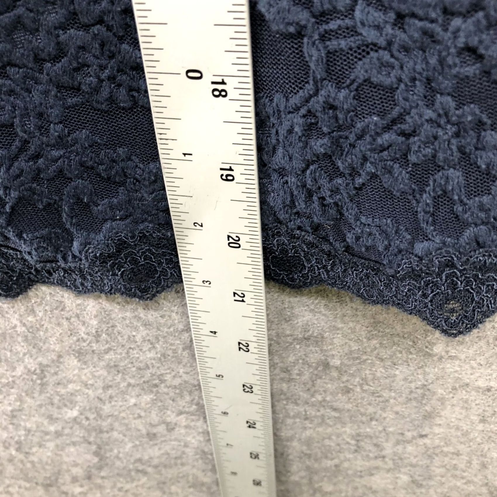 Vintage Rosemunde Copenhagen Cardigan Womens L Navy Blue Lace V-neck 3/4 Sleeve Size L / US 10 / IT 46 - 7 Thumbnail