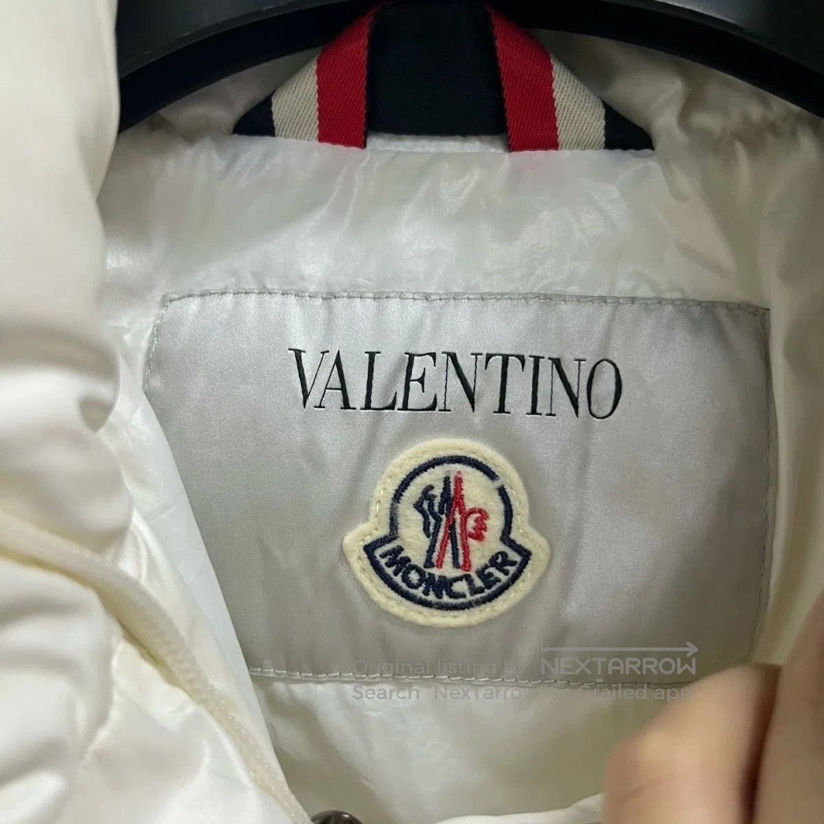 Moncler Valentino White Logo Down Jacket. Size US S / EU 44-46 / 1 - 3 Thumbnail
